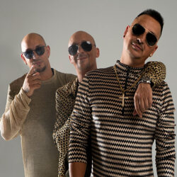 Los Yakis 10 Cd’s